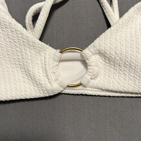 Woman’s 2 piece bathing suit - Picture 6 of 6